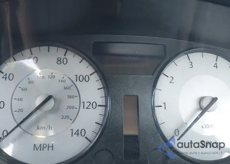 2010 Chrysler 300 Touring/Signature Series/Executive Series from USA, damaged, VIN 2C3CA5CV7AH225323